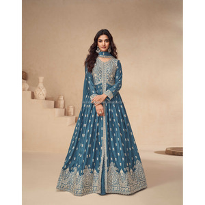 Nouveau designer de style indien broderie lourde Lehenga Gharara Sharara costumes de pelouse pakistanais pour dames vêtements de fête à bas prix - Product Image 4