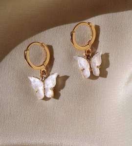 Pendientes Colgantes de Aro con Mariposa Minimalista Vintage, Chapados en Oro, con Aspecto de Piedra Natural, para Mujer, Joyería al por Mayor para Bodas - Product Image 1