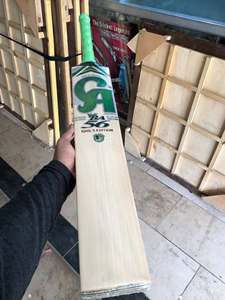 Bate de críquet CA Sports Gold BA 56 Kings Edition de madera de sauce inglés con funda de bate de regalo, agarre adicional y lámina protectora, todo incluido. - Product Image 6