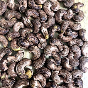 Fabricant vietnamien de noix de cajou grillées salées en vrac W240, qualité d'exportation, emballage sous vide, marque Pham Dinh, modèle W240 - Product Image 1