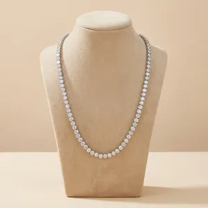Collier ras du cou de luxe pour femme, plaqué or 18 carats, avec diamants de laboratoire taille brillant rond, style hip-hop, certifié IGI - Product Image 3