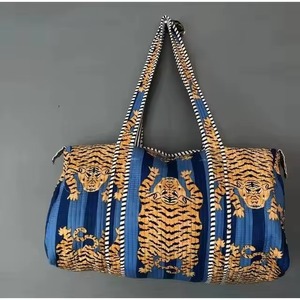 Sac de voyage décontracté à imprimé tigre rayé bleu grande capacité avec fermeture éclair pour femme, sac de nuit imprimé floral - Product Image 5