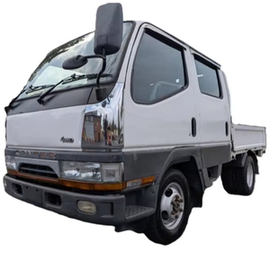 Venta al por mayor de camionetas diésel Canter de doble cabina 4x4 MT5 modelo 1996, versión antigua, con volante a la derecha, ¡listas para enviar con entrega 24/7! - Product Image 1