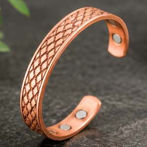 Rustic Vintage Diamond Lattice Magnetic Pure Copper Band Bracelet Fashionable Metal Jewelry Exquisite Embossed Design - Product Image 5