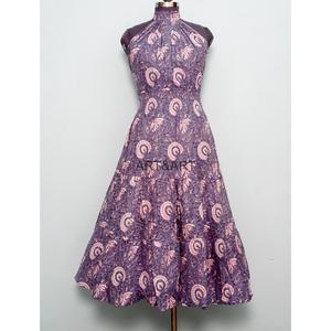 Robe longue d'été en coton doux à imprimé floral, style décontracté, col en V, style doux, écologique, sans manches, faite à la main, pour femmes indiennes - Product Image 1