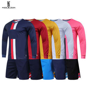 Maillot de football respirant à manches courtes, anti-UV, anti-humidité, séchage rapide, uniforme de survêtement 100 % polyester - Product Image 3