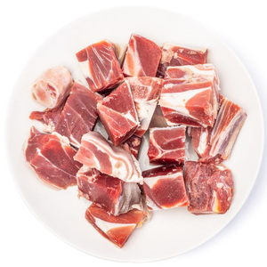 Viande de chèvre halal en cubes de qualité export, fraîche et surgelée, disponible en grandes quantités pour la vente en gros - Product Image 4
