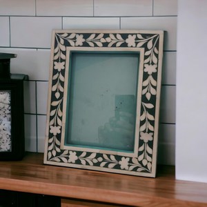 Handmade Creative Camel Bone Inlay Floral <b>Picture</b> <b>Frame</b> Home Decor showcase your memories in Photo <b>Frame</b> - Product Image 4