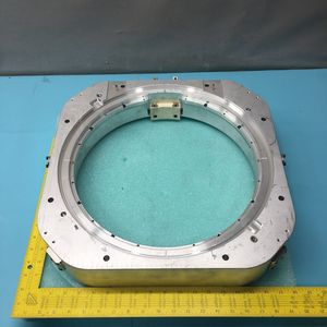 AMAT 0040-05528 ADAPTER ELECTRA, IMP OU, 2 AMAT - Équipements et pièces semi-conductrices d'occasion fiables à l'échelle mondiale chez AMAT - Product Image 1