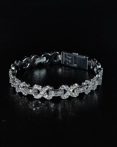AFAR JEWELS Pulsera de Plata 925 con Moissanita y Engaste de Garra, Cadena de Eslabones Infinitos, Bañada en Rodio, Joyería Unisex Estilo Hip Hop, Regalo - Product Image 1