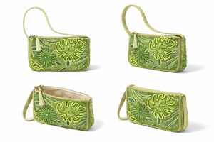 Sac à bandoulière en coton brodé de fleurs vertes fait main avec perles, mini sac à main tendance pour femme, design élégant, collection printemps - Product Image 3