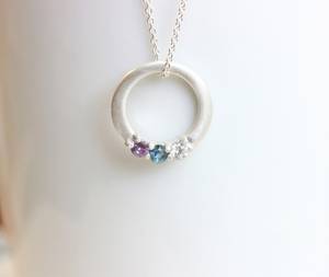 Collier en argent sterling avec pendentif personnalisé en améthyste, pierre de naissance familiale, bijoux pour mères, vente en gros - Product Image 6