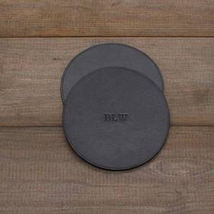 Juego de Posavasos Cuadrados de Cuero Hechos a Mano, Duraderos, Resistentes al Calor, Protección para Mesa, Barra o Mostrador GLC-0058 - Product Image 4