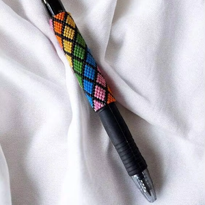 Couvre-stylos en perles de verre artisanales, motif tribal, prix d'usine exquis, accessoires de papeterie de luxe par FLORAL DESIGN - Product Image 1