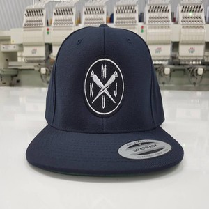 Gorra Trucker de Algodón 100% Premium con Visera Plana, Diseño Estructurado, Construcción Duradera, Estilo Urbano Moderno, Uso en las Cuatro Estaciones - Product Image 2
