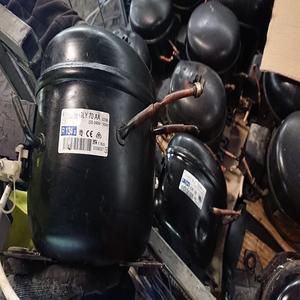 Chatarra de Compresor de Refrigerador Usado, Cable de Cobre Brillante con 99.99% de Pureza, Alta Conductividad, Recuperación de Cobre Eléctrico - Product Image 3