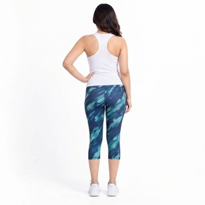 Women <b>Capri</b> <b>Legging</b> Featuring Quick Dry Fabric Stretchable Design Comfortable Fit Lightweight Structure Breathable Panels - Product Image 2