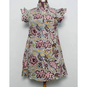 Blusa Moderna de Estilo Vintage con Estampado Floral Dulce, 100% Algodón, Lavable, de Secado Rápido, Ecológica, Casual de Verano, con un Toque Femenino y Cuello Redondo con Volantes - Product Image 1