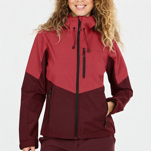 Chaquetas Softshell para Mujer, Diseño Nuevo, Logotipo Personalizado, Impermeables, con Capucha, Resistentes al Viento, Cuello Alto, Cierre de Cremallera, MOQ Bajo de 10 Piezas - Product Image 1