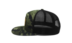 Casquette Snapback structurée à 6 panneaux avec patch en cuir personnalisé, dos en maille respirante camouflage, pour sports de plein air adultes, fabriquée au Vietnam - Product Image 3