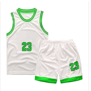 Ensemble de shorts et maillots de basket personnalisés avec logo, nom et numéro pour l'école, le collège, l'université, la salle de sport, le club, les équipes sportives, la ligue - Product Image 5