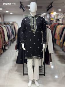Colección de conjuntos de kurta-pyjama de seda con bordados y detalles en el cuello con hilo metalizado, ideales para festivales, a precio de mayorista. - Product Image 6