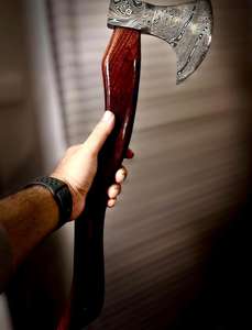 Hache à dos plat en acier à haute teneur en carbone de qualité industrielle, fabriquée à la main par Steel Craft International, manche en bois de 18 pouces, 1,5 kg, garantie 1 an - Product Image 3