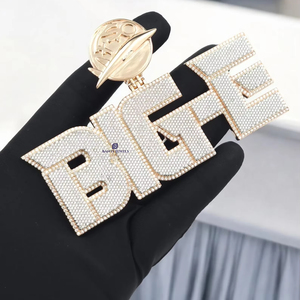 BIG ATE Pendentif Lettre Personnalisé Moissanite Sertie de Pierres Finition Or Bijoux Hip Hop de Luxe Prêt à Porter avec Chaîne - Product Image 1