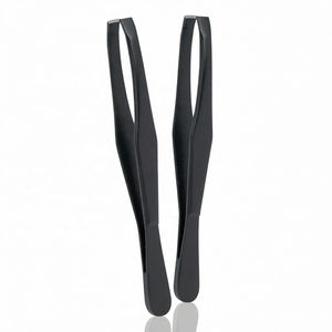 Pinza Profesional para Cejas de Acero Inoxidable con Punta Inclinada, Logotipo Personalizado, Ligera, Reutilizable, Agarre Perfecto para Depilar Cejas - Product Image 1