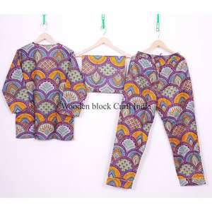 Robe de nuit pour femme, faite à la main, imprimé floral, 100% coton, col rond, ensemble pyjama en pur coton doux, cadeau pour demoiselle d'honneur, pyjama pour femme - Product Image 5