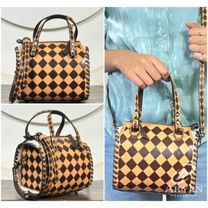 Wholesale <b>Small</b> Speedy Duffel Handbags Women <b>Tooled</b> Checkered Pattern Fashionable Crossbody Overnight Travel Shoulder Bags - Product Image 1
