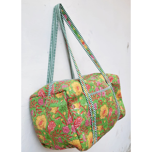 Sac de voyage en tissu imprimé à la main à motifs floraux verts, grande capacité, fermeture éclair, idéal pour le shopping et les vacances - Product Image 2