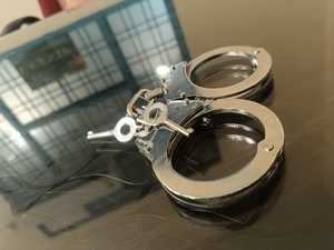 กุญแจมือสแตนเลสทรงกลมแบบล็อคสองชั้นมาตรฐาน NIJ 0307.01 สำหรับมืออาชีพ - Product Image 3