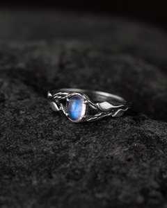 Anillo de Compromiso con Piedra Lunar, Plata de Ley Tiu, Certificado IGI, Alta Calidad, Sin Níquel, Estilo Art Deco, Hoja con Gema, Inspirado en la Naturaleza - Product Image 4