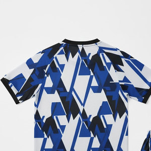 Ensemble de maillots de football personnalisés sublimés, bleu et blanc, motif géométrique, col en V, manches courtes, évacuation de l'humidité, uniformes unisexes pour adultes - Product Image 2