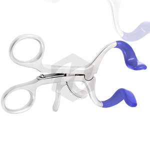 เครื่องมือเปิดปาก Molt Mouth Gag สีเงิน ขนาด 4.5 นิ้ว คุณภาพสูงสำหรับงานทันตกรรม เกรด A+ สำหรับการผ่าตัดช่องปาก อุปกรณ์การแพทย์ ใช้งานด้วยมือ ปลอดภัยตามมาตรฐาน MOL - Product Image 2