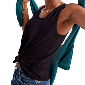 Camiseta Deportiva para Mujer con Tejido de Poliéster de 180g de Secado Rápido y Logotipo Frontal para Gimnasio, Fitness y Estilo de Vida Activo - Product Image 5