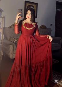 Robe de soirée rouge en georgette brodée à manches longues, robe longue plissée, tenue de soirée Bollywood, robe de mariage - Product Image 4