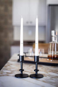 Candelabros cónicos de tallo de Material de hierro fundido para decoración del hogar minimalista antiguo a la venta desde India - Product Image 4