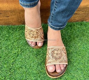 Style occidental véritable fait à la main en cuir véritable usiné femmes décontracté confort tongs plat fleur chaussures ouvert marron orteil sandales - Product Image 3