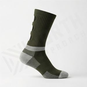 Chaussettes de football professionnelles durables, prédécoupées, respirantes, à trous, hautes jusqu'au genou, avec compression du mollet, couleur personnalisable - Product Image 3