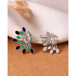 Pendientes de Botón Meera Jaipur Mayoor con Detalles de Esmalte Plateado, Origen India, Modelo MTER557 - Product Image 3