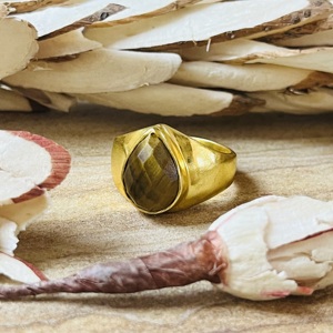 2026 Modern Style Men's Tiger Eye Bold <b>Ring</b> 18k Gold Plated Brass Vintage <b>Ring</b> <b>Statement</b> Wholesale Latest Hot Selling <b>Ring</b> - Product Image 5