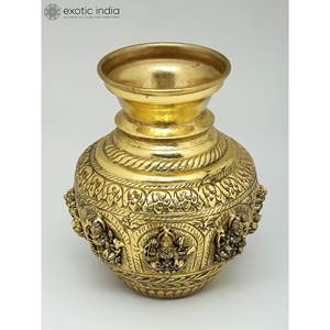 Exótico Kalash Ashtalakshmi de la India de 6 pulgadas en jarrón de latón, procedente de la India - Product Image 4