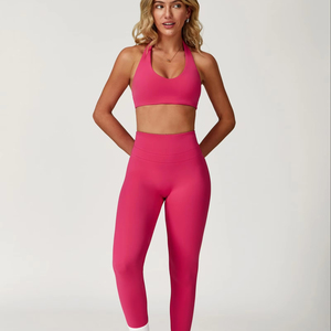 Women's Plus Size Customizable Striped Yoga Set Front Logo Seamless Activewear Anti-Wrinkle Quick Dry Breathable Leggings Bra - Product Image 1