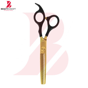 Últimas tijeras profesionales de peluquería con hoja chapada en oro y mango de plástico negro para texturizar el cabello - Product Image 5