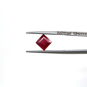 Rubis naturels de Bangkok, carrés calibrés de 7 mm, pierres précieuses de rubis naturelles facettées, prêtes à l'emploi pour la création de bijoux - Product Image 2