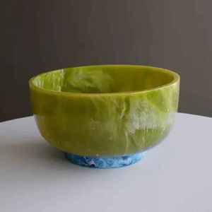 Nuevo Tazón de Resina Hecho a Mano, Tazón para Servir Alimentos, Tazón de Resina de la Mejor Calidad, Servidor de Ensaladas de Resina de Colores, Tazón Decorativo para Ensaladas - Product Image 1