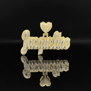 Collar con Colgante Personalizado de Aleación Chapada en Oro con Diamantes de Imitación Estilo Trap Life - Product Image 1