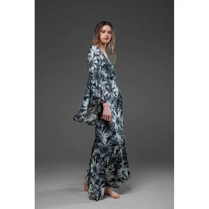 เดรสยาวลายดอกไม้สีเทาสุดหรูสำหรับผู้หญิง คอวี แขนยาว ทรงเข้ารูป สไตล์โบฮีเมียน เหมาะสำหรับงานเลี้ยงตอนเย็น - Product Image 4